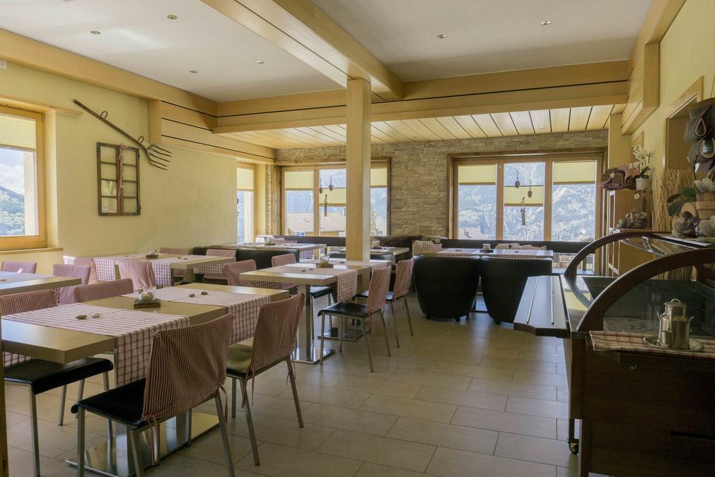 Hotel-Restaurant Ronalp Burchen ภายนอก รูปภาพ